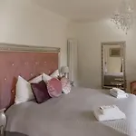 Palazzo Branca Mit Blick Auf Den See- By Interhome Vakantiehuis