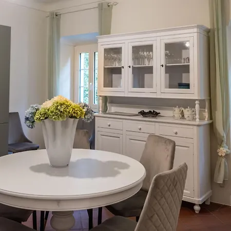 Palazzo Branca Mit Blick Auf Den See- By Interhome 別荘 *